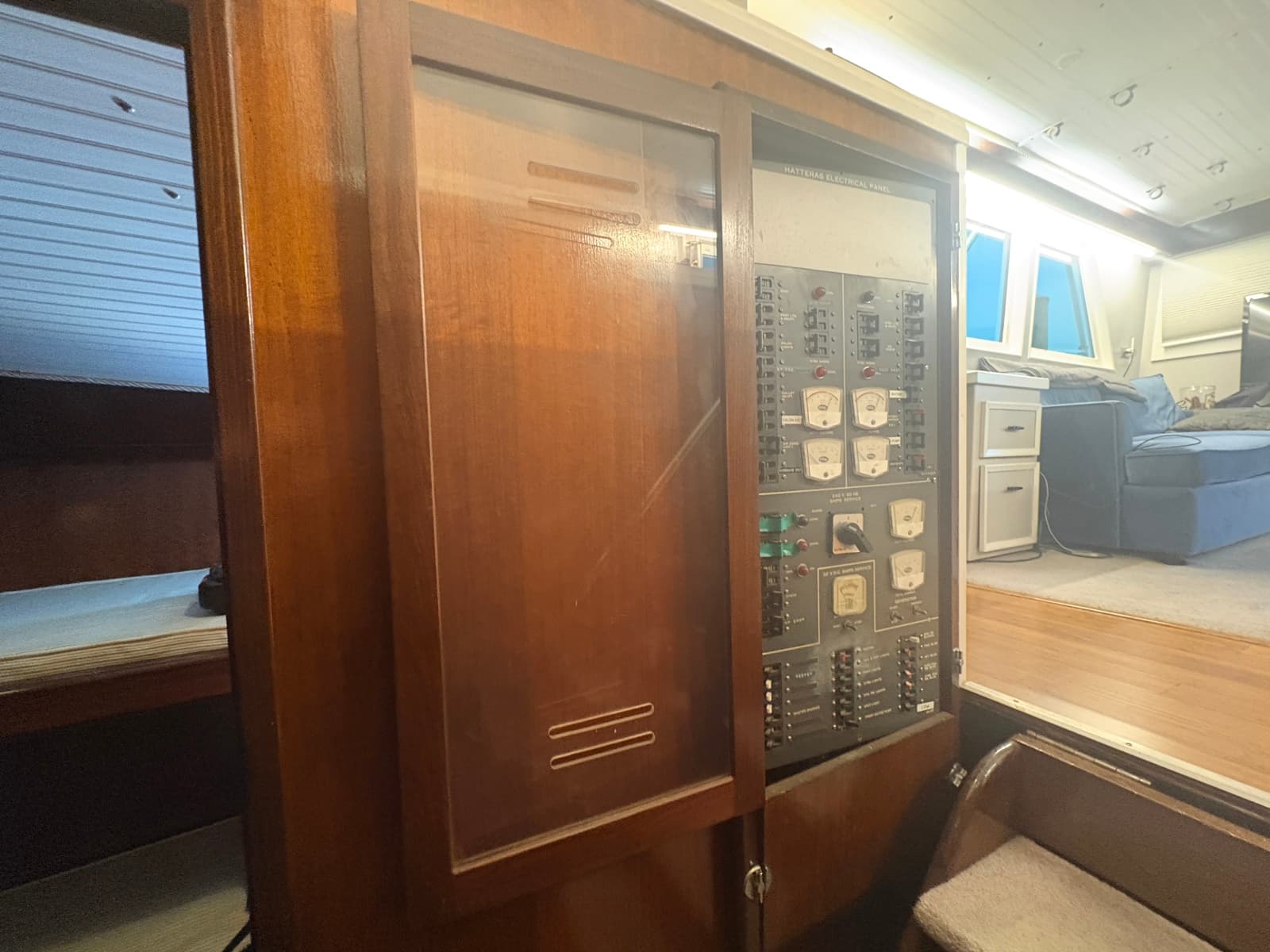 1973 Hatteras 53 Convertible - Photo 30