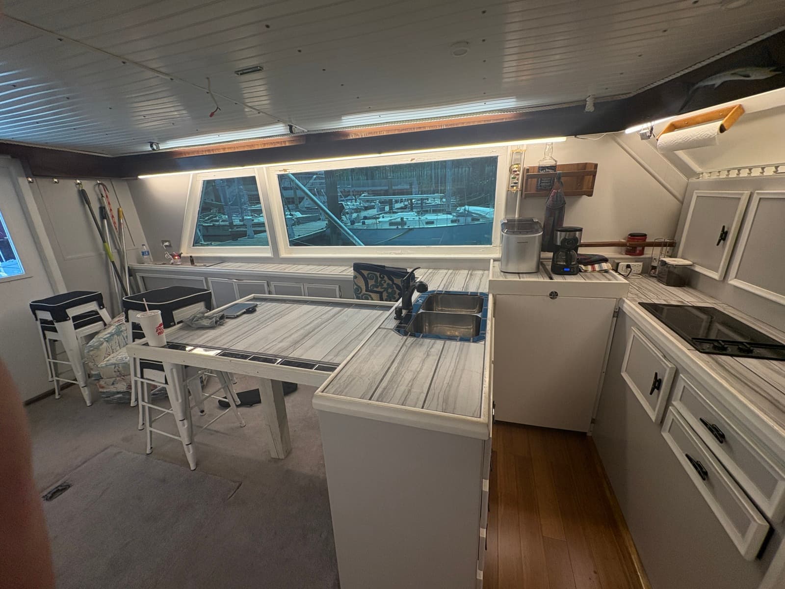 1973 Hatteras 53 Convertible - Photo 21