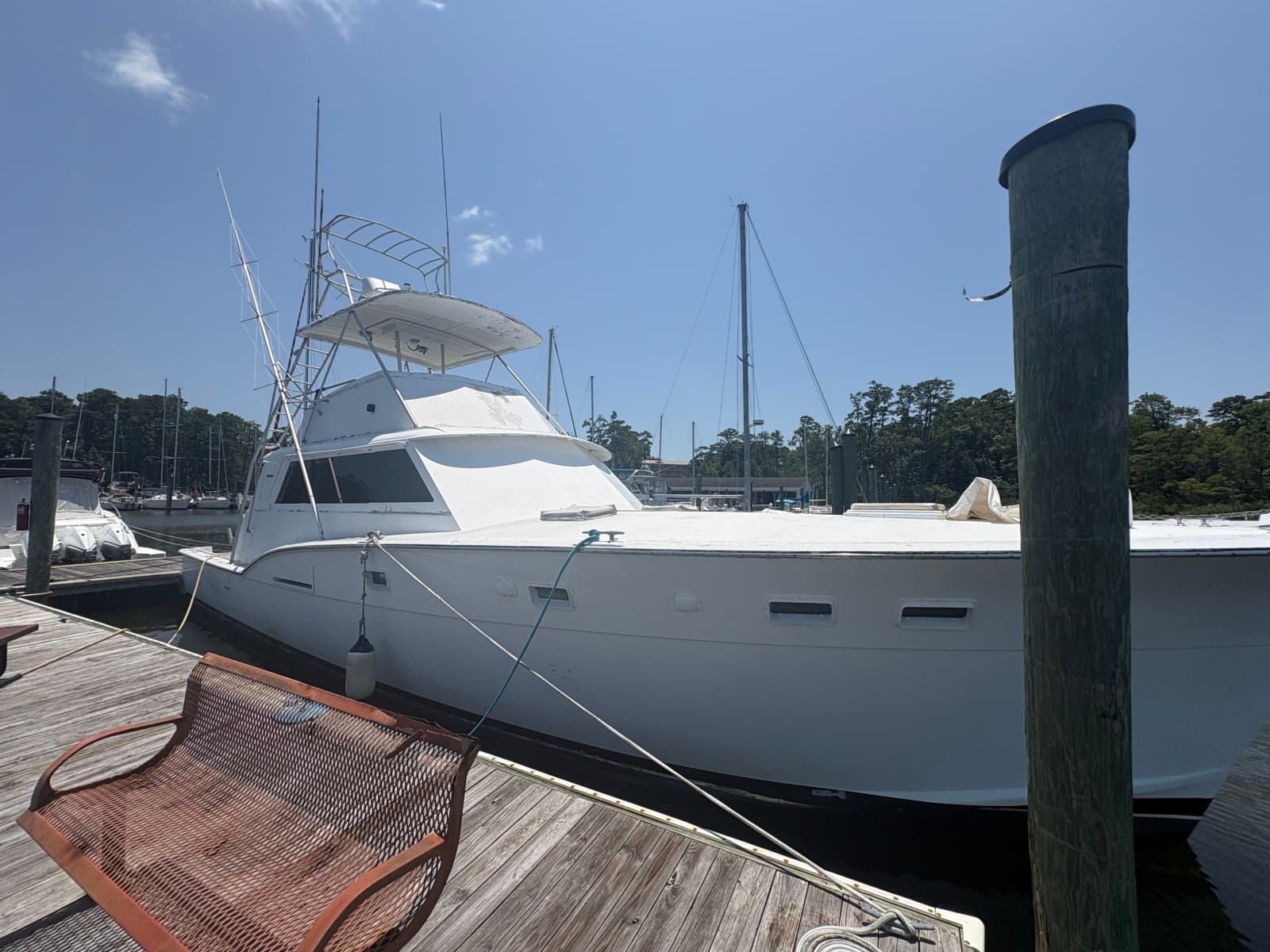 1973 Hatteras 53 Convertible - Photo 7