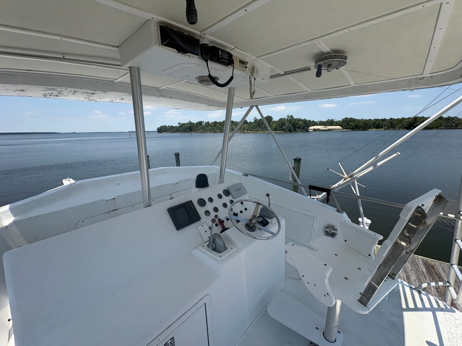 1973 Hatteras 53 Convertible - Photo 77