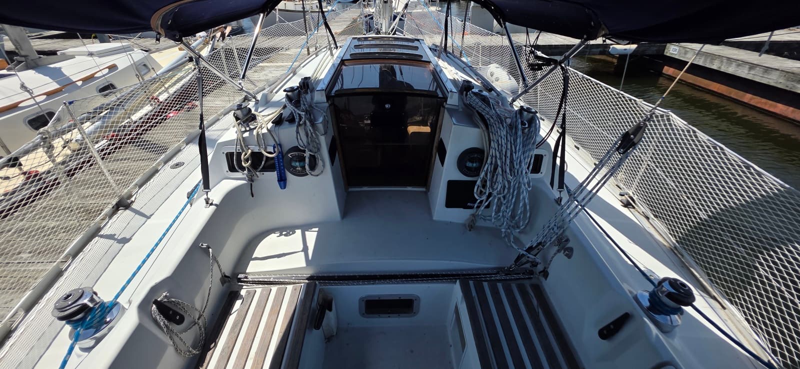1985 Beneteau First 305 - Photo 6