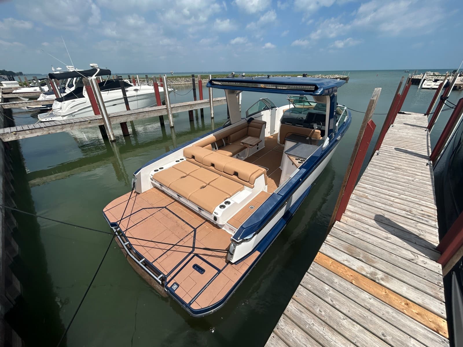 2021 Aviara AV32 - Photo 23