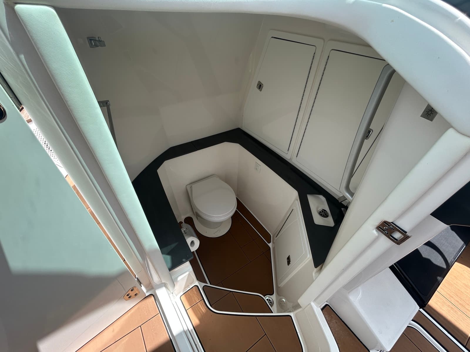 2021 Aviara AV32 - Photo 49