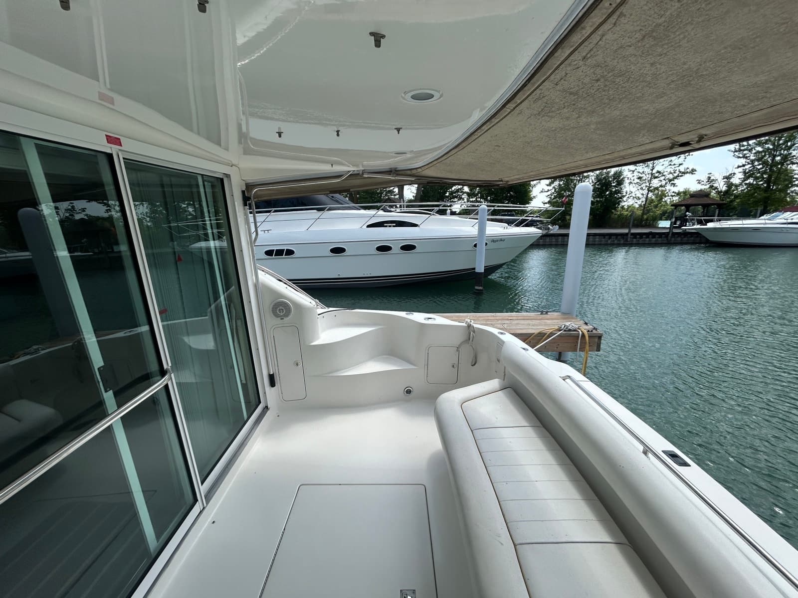 1999 Sea Ray 400 Sedan bridge - Photo 6