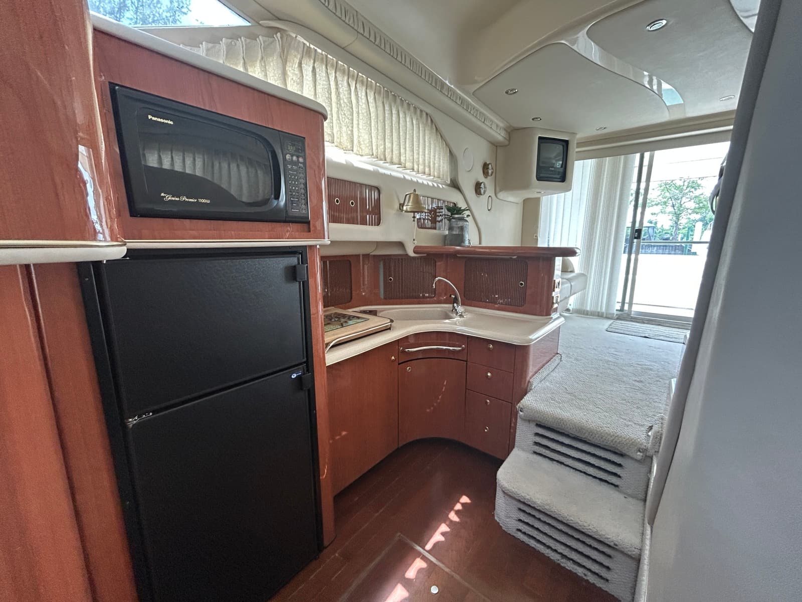 1999 Sea Ray 400 Sedan bridge - Photo 23
