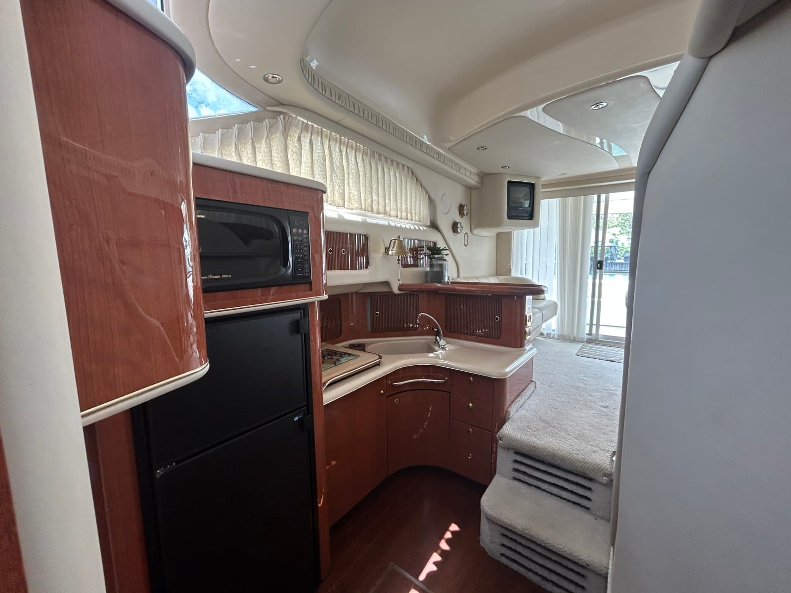 1999 Sea Ray 400 Sedan bridge - Photo 33