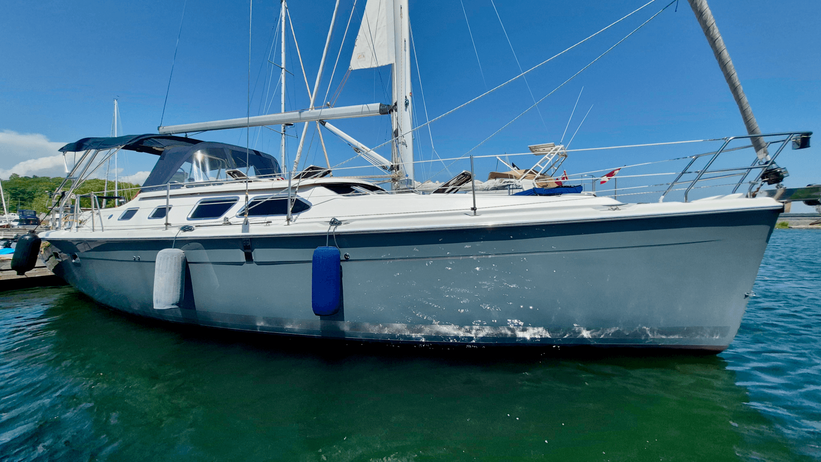 2006 Hunter 41 Deck Salon - Photo 1