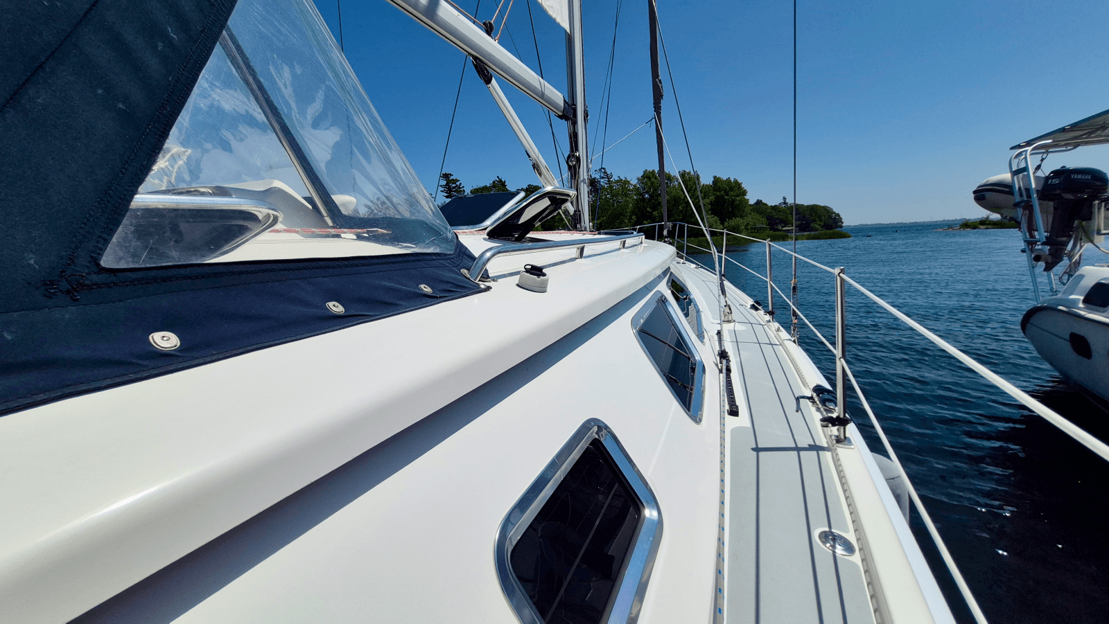 2006 Hunter 41 Deck Salon - Photo 13