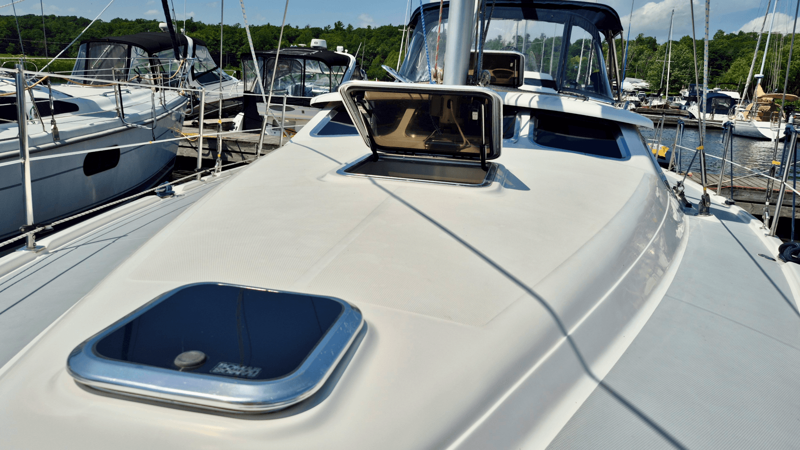 2006 Hunter 41 Deck Salon - Photo 18