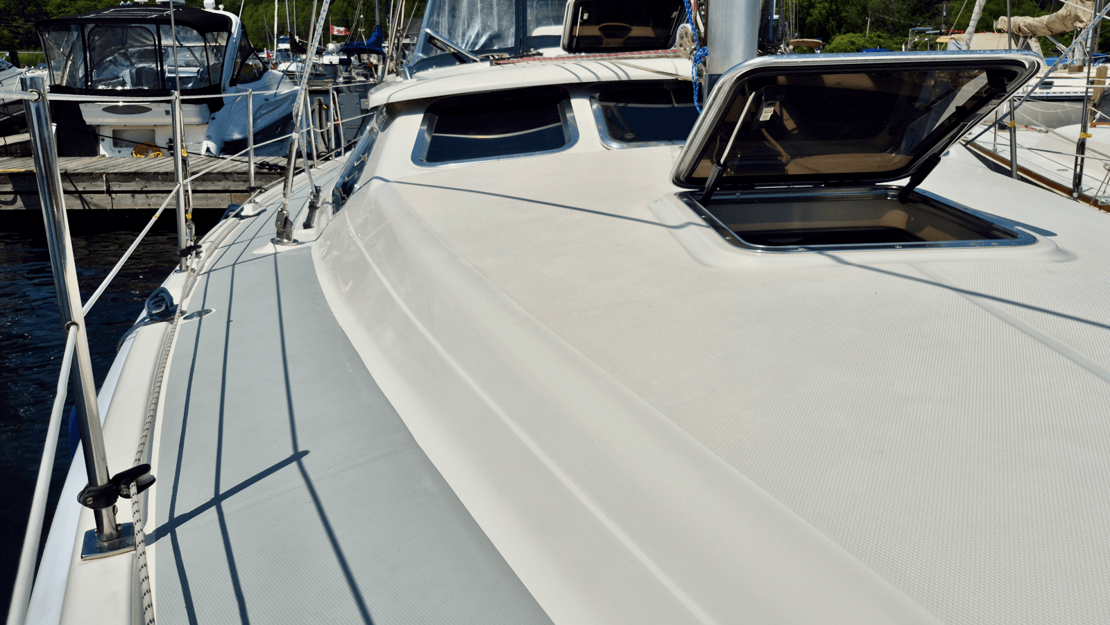 2006 Hunter 41 Deck Salon - Photo 19