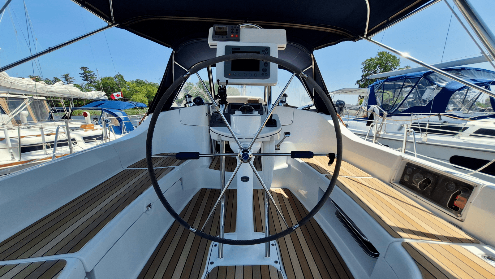 2006 Hunter 41 Deck Salon - Photo 24