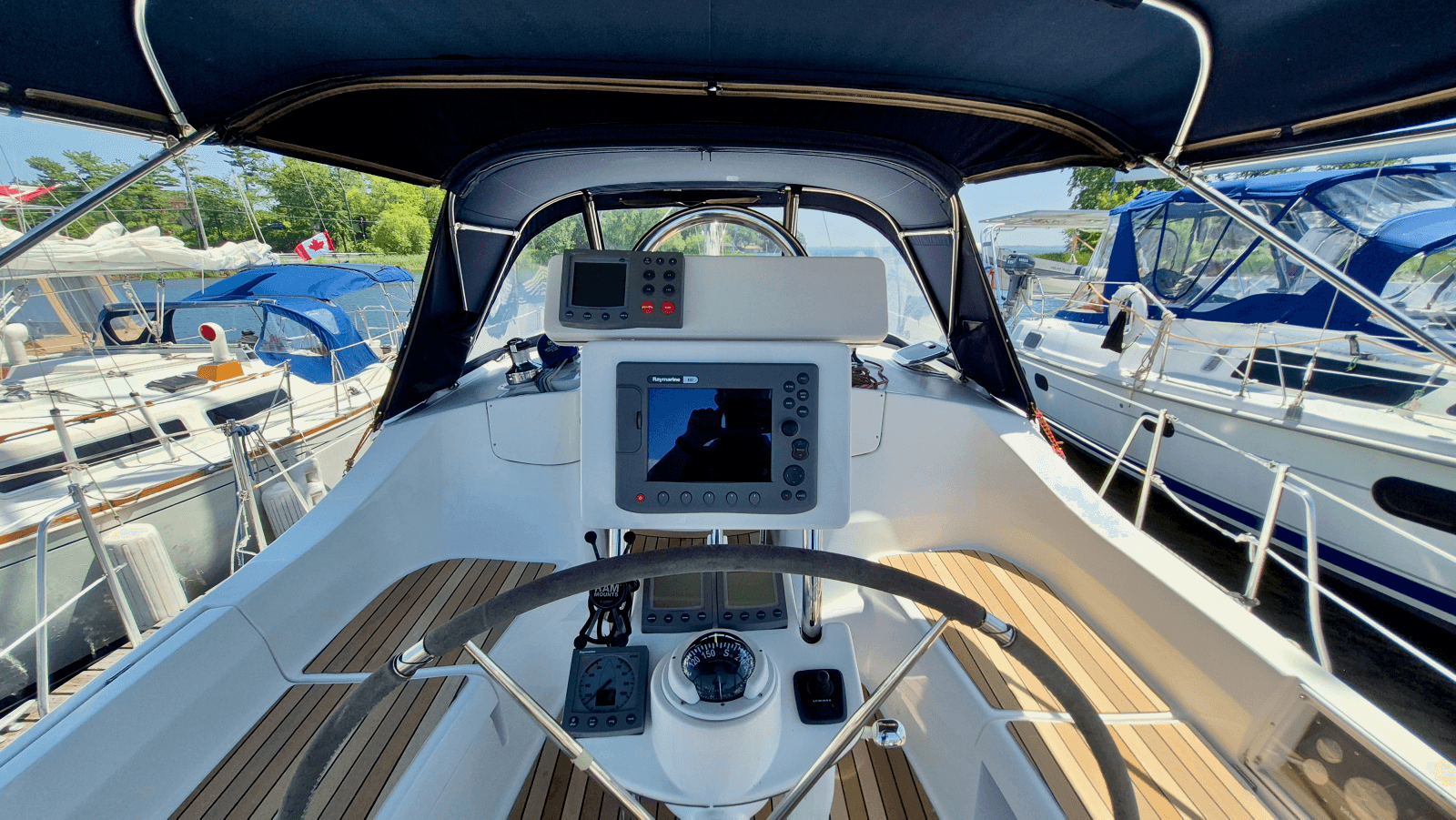 2006 Hunter 41 Deck Salon - Photo 25