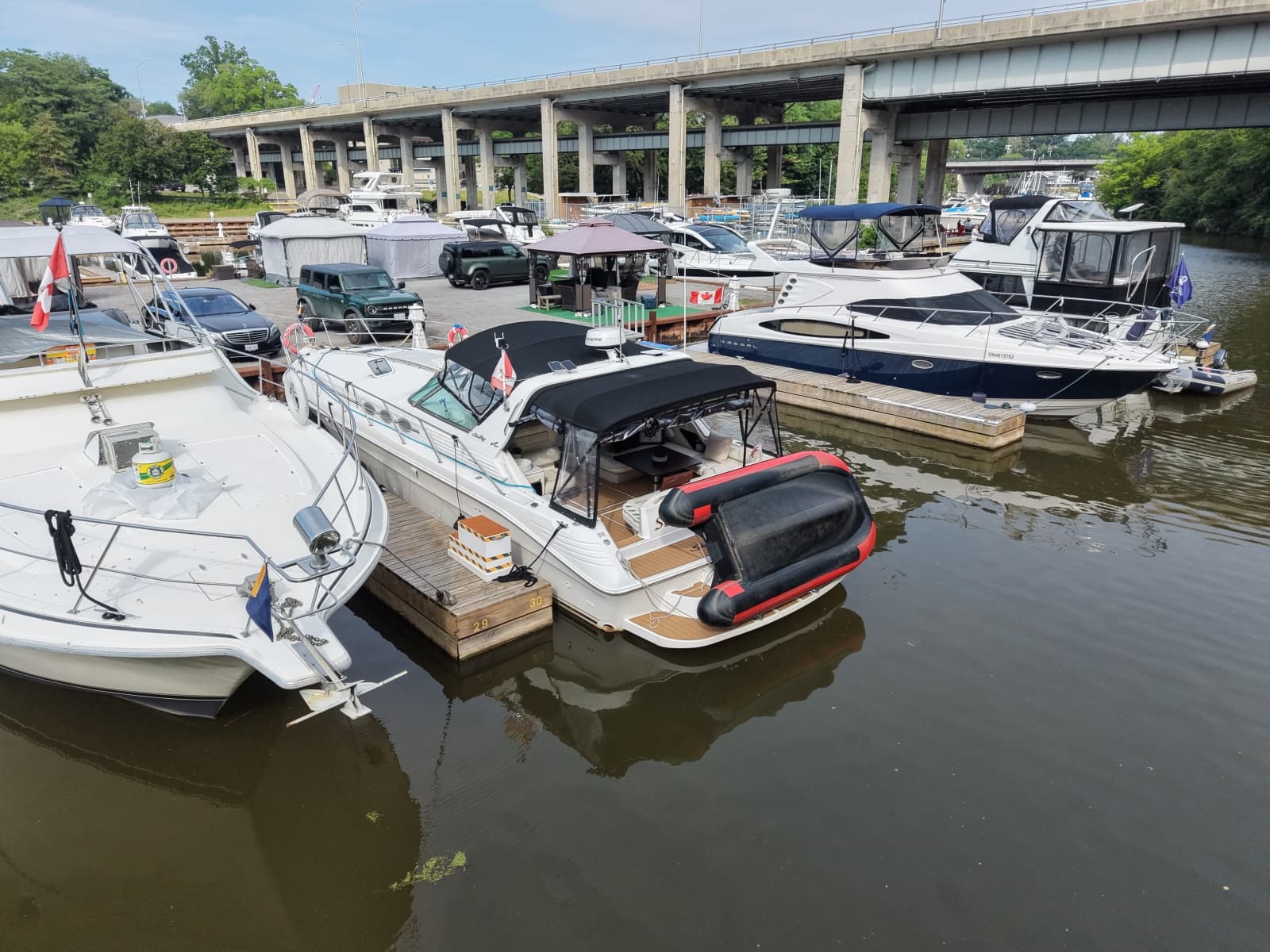 1998 Sea Ray 400 Express - Photo 8