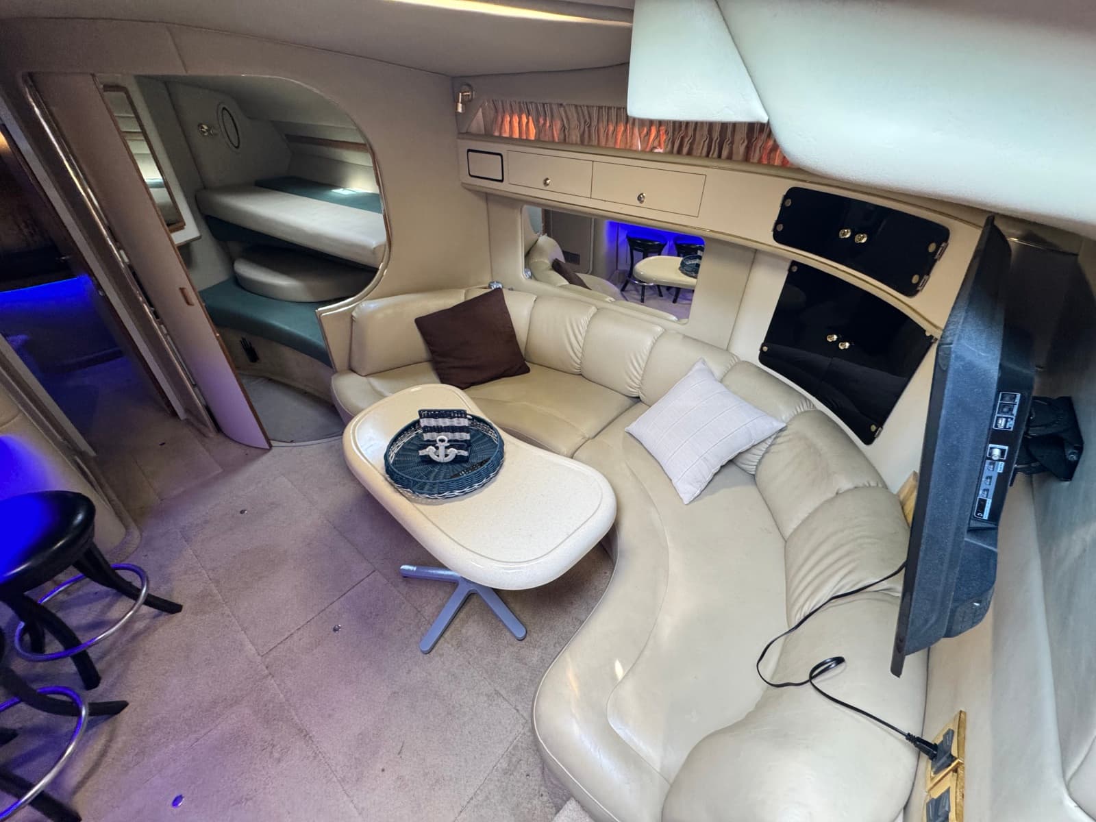 1998 Sea Ray 400 Express - Photo 36