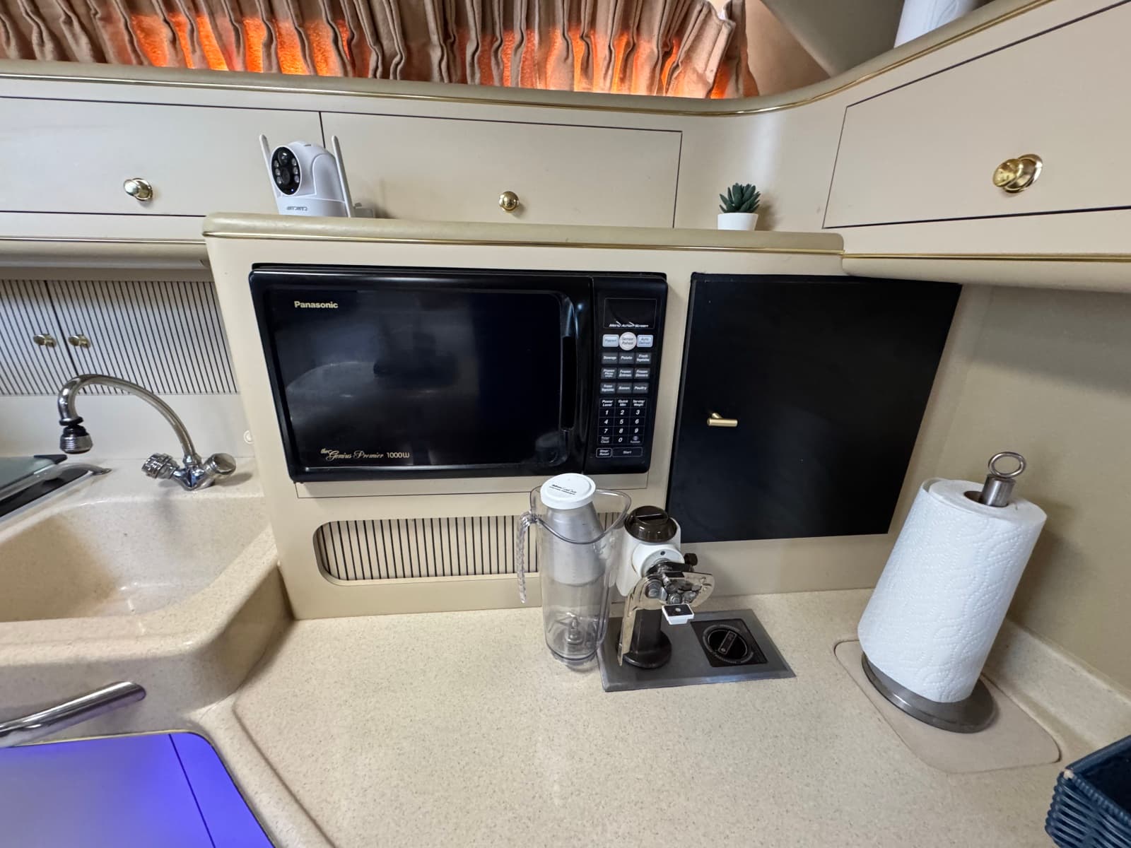 1998 Sea Ray 400 Express - Photo 51