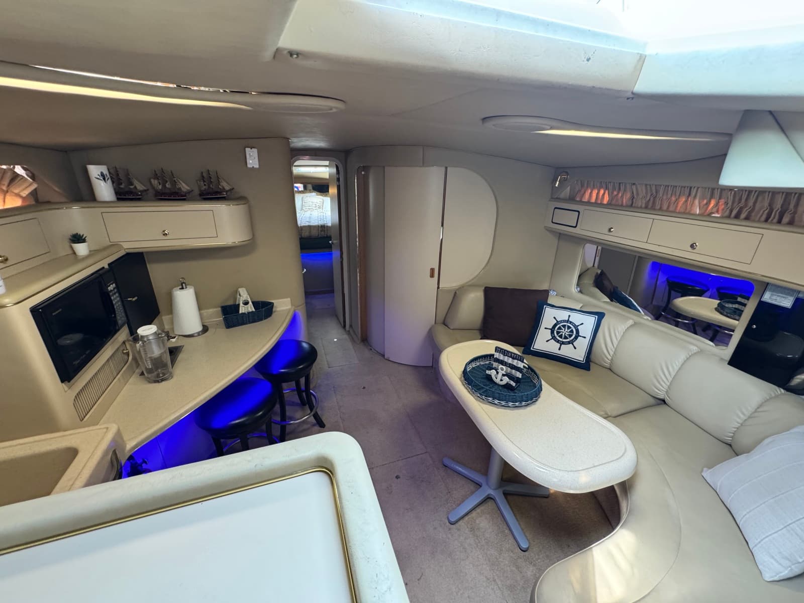 1998 Sea Ray 400 Express - Photo 35
