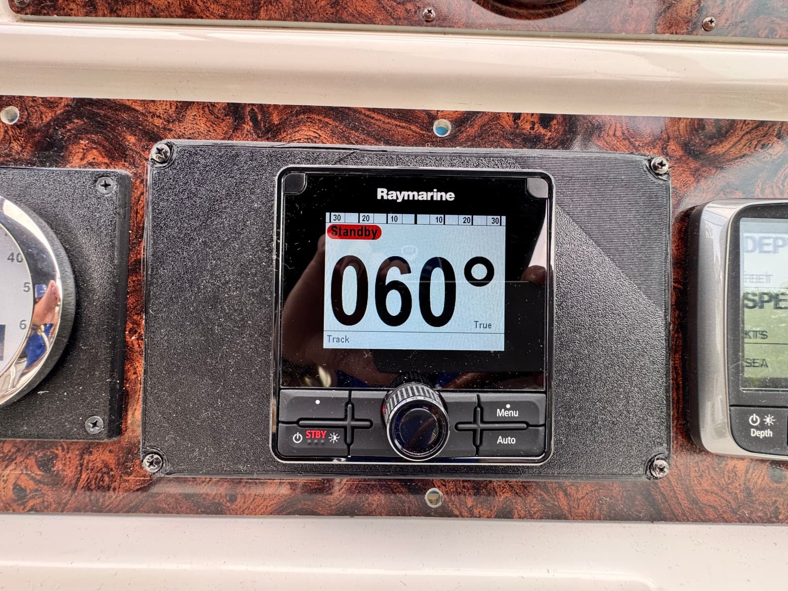 1998 Sea Ray 400 Express - Photo 23
