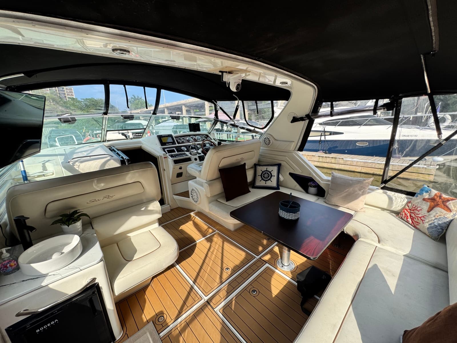 1998 Sea Ray 400 Express - Photo 12