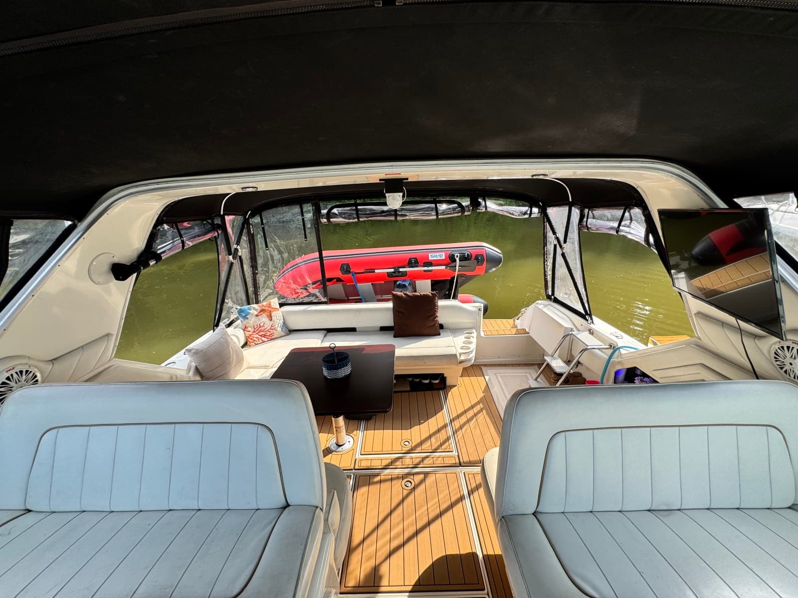 1998 Sea Ray 400 Express - Photo 32