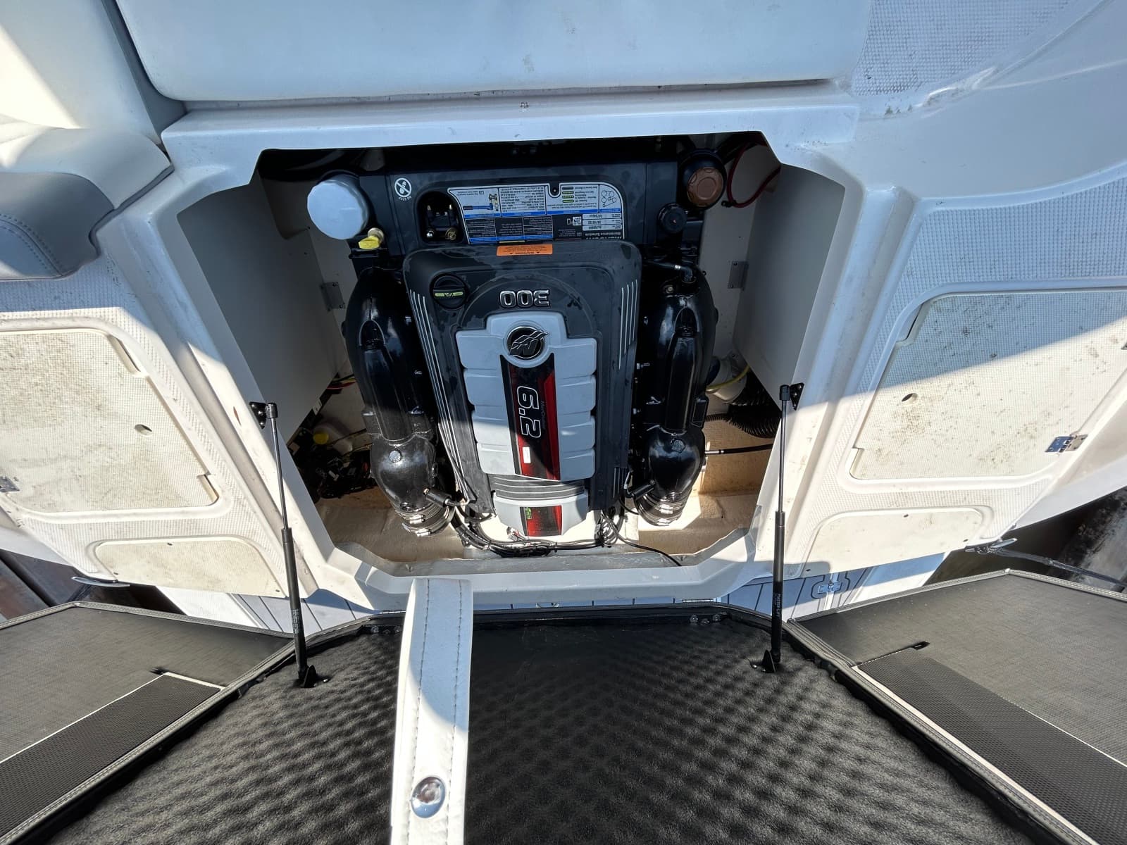 2023 Chaparral 23 SSI - Photo 9