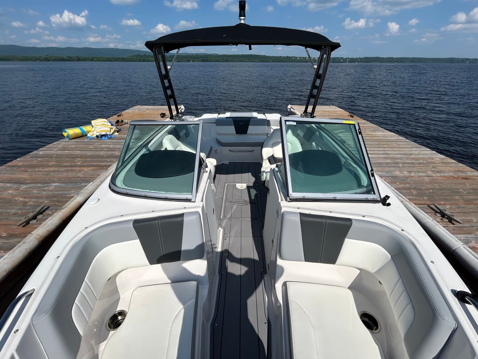 2023 Chaparral 23 SSI - Photo 6