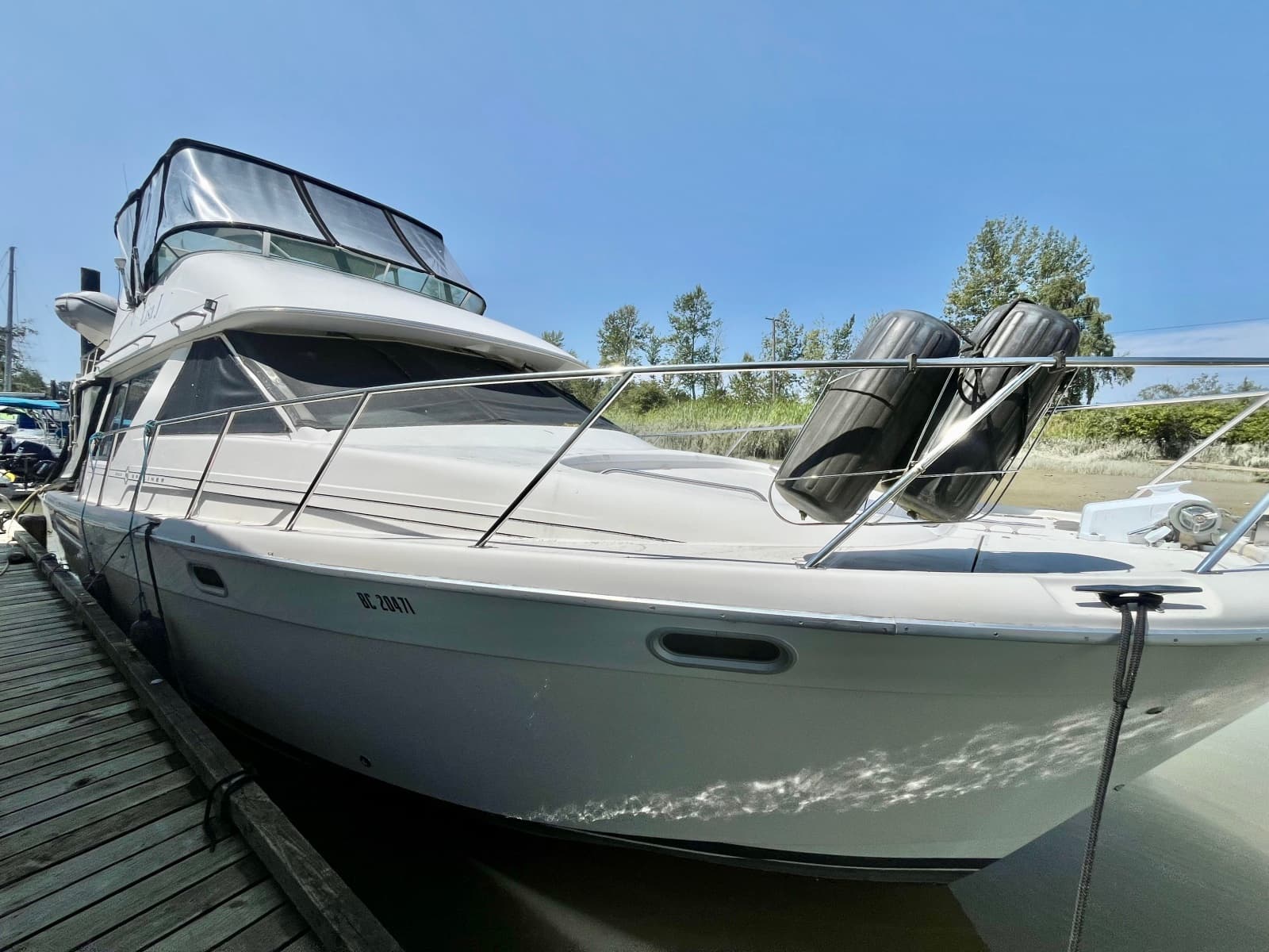 1996 Bayliner 3988 - Photo 3