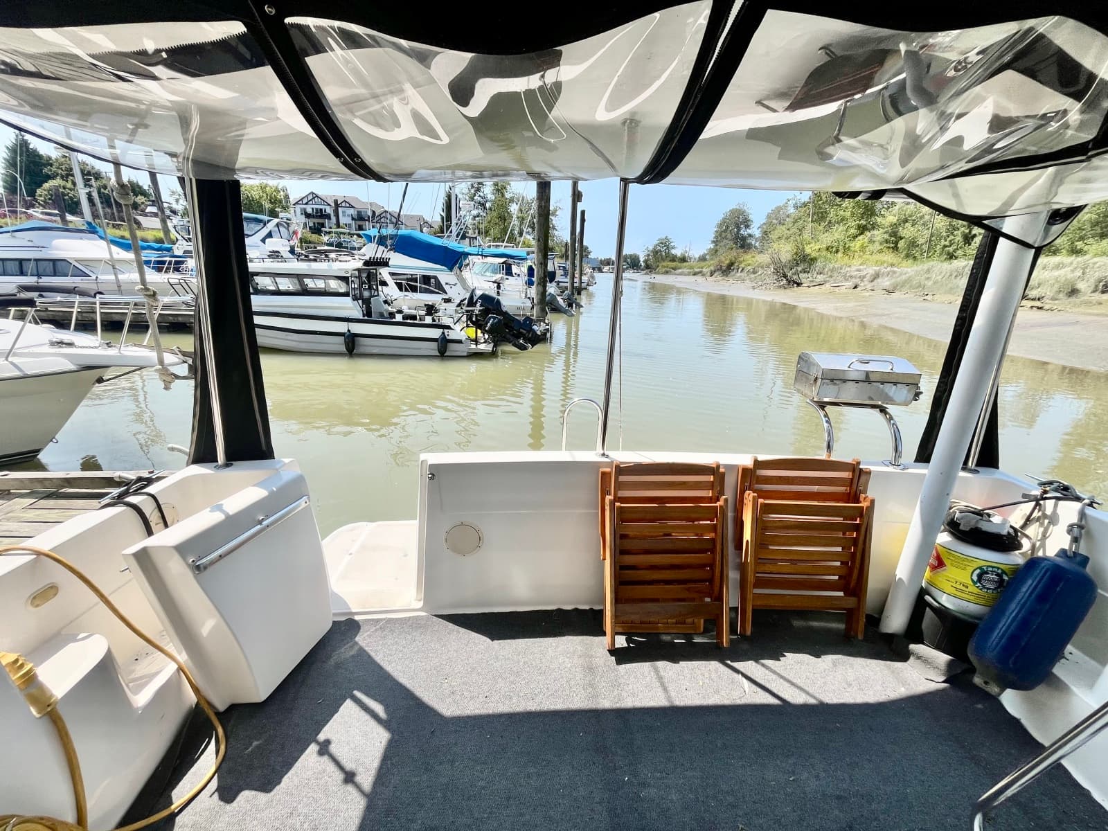 1996 Bayliner 3988 - Photo 9