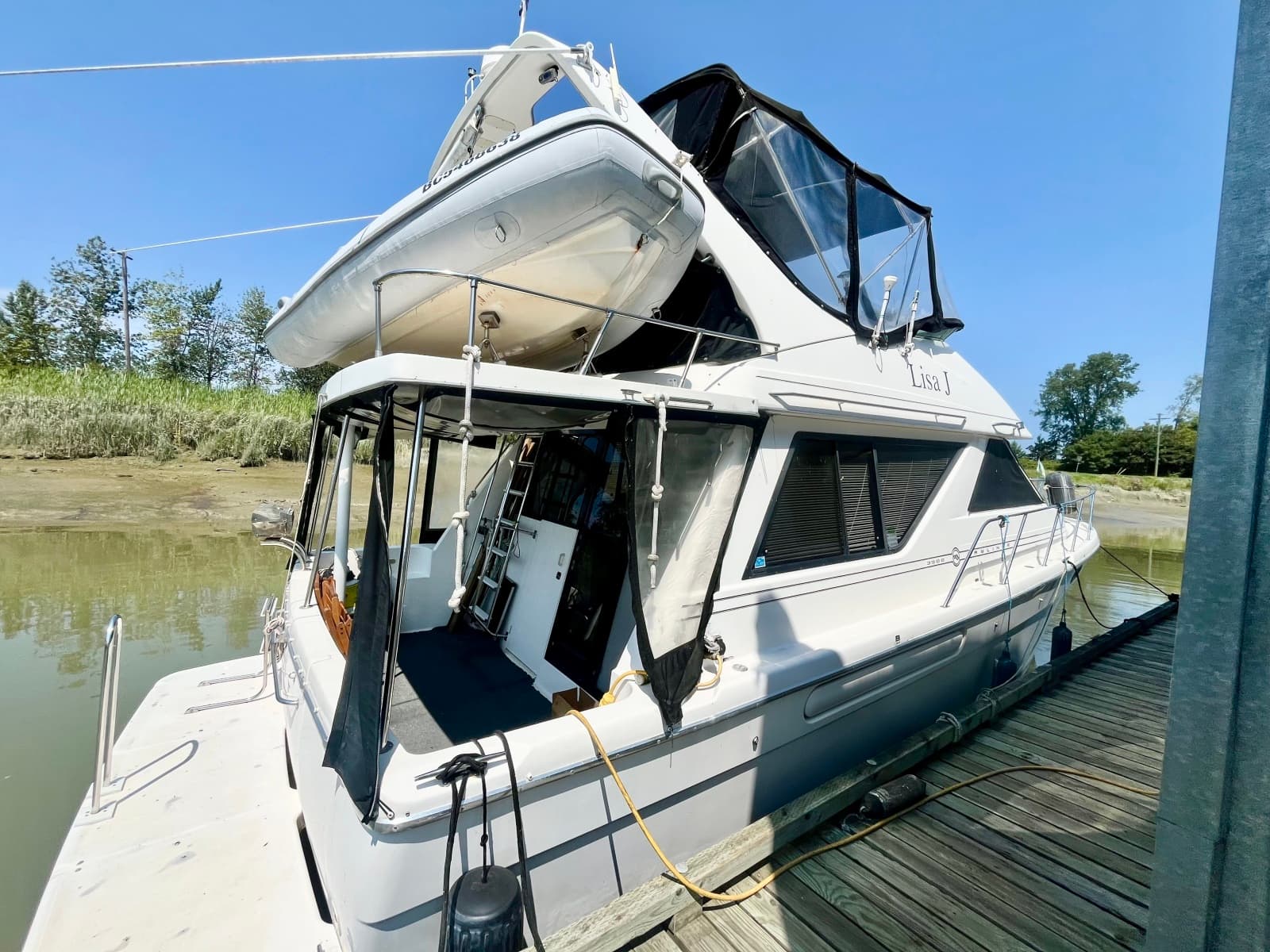 1996 Bayliner 3988 - Photo 7