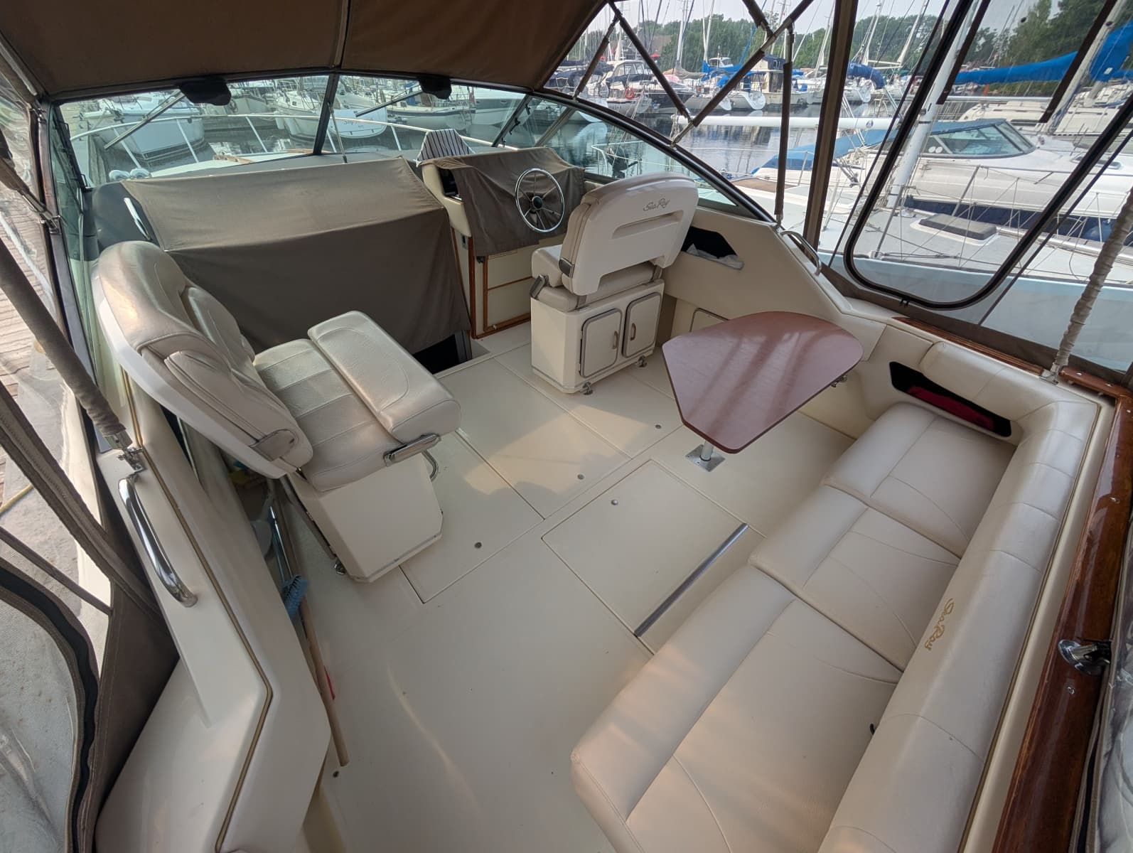 1986 Sea Ray 300 Weekender - Photo 6