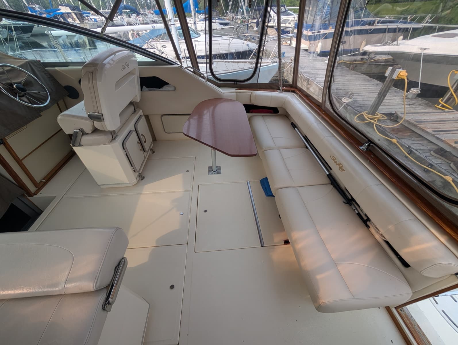 1986 Sea Ray 300 Weekender - Photo 7