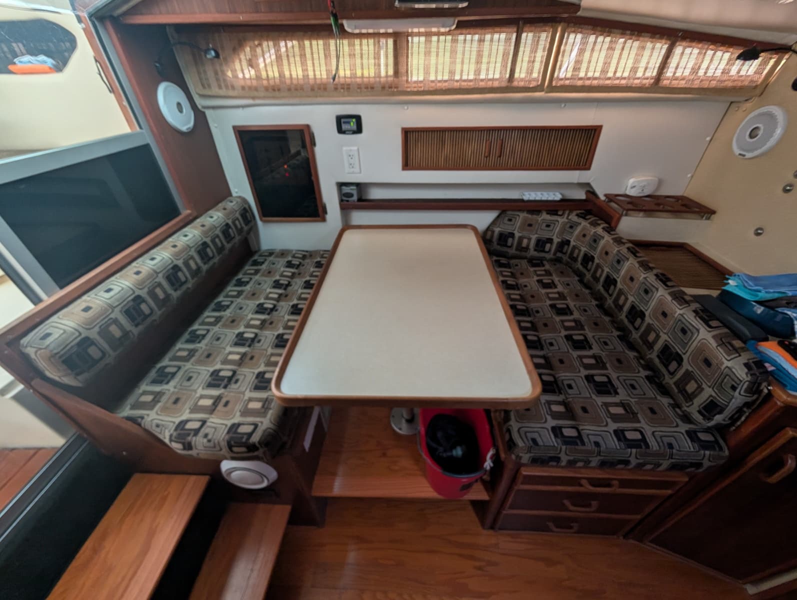 1986 Sea Ray 300 Weekender - Photo 31