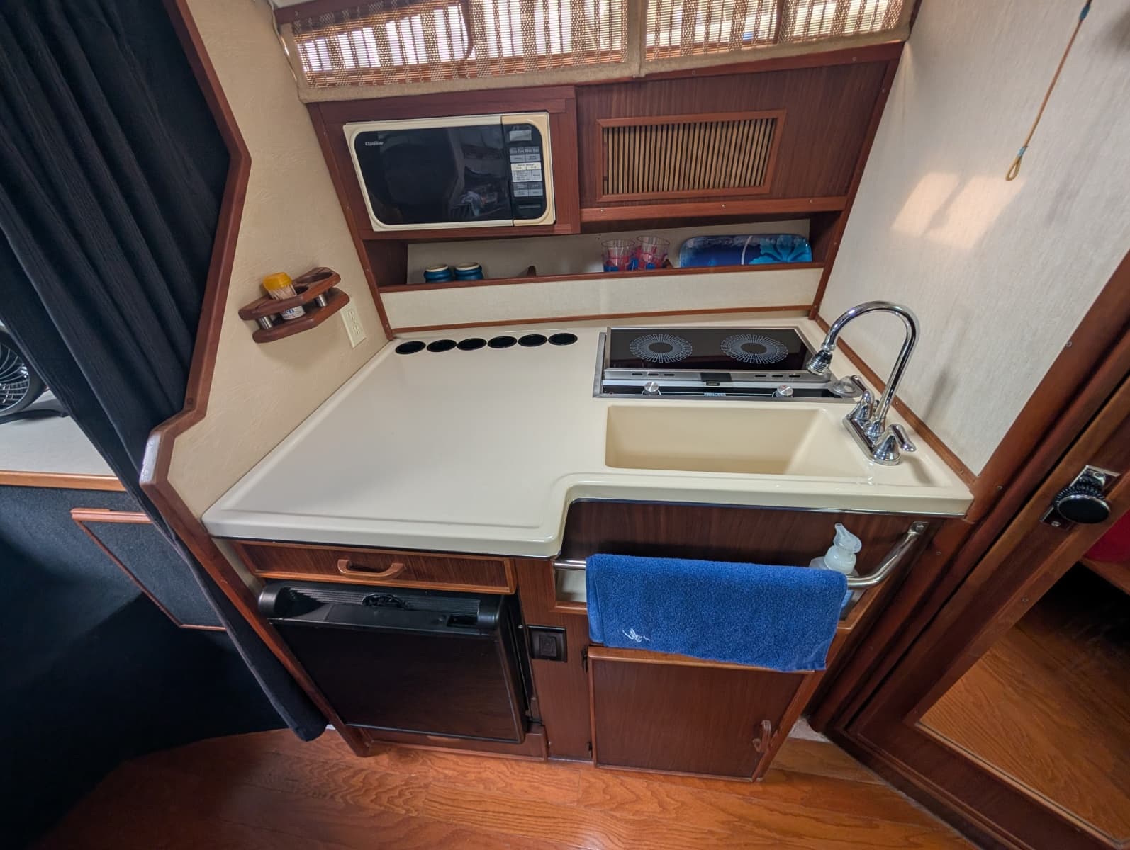 1986 Sea Ray 300 Weekender - Photo 40