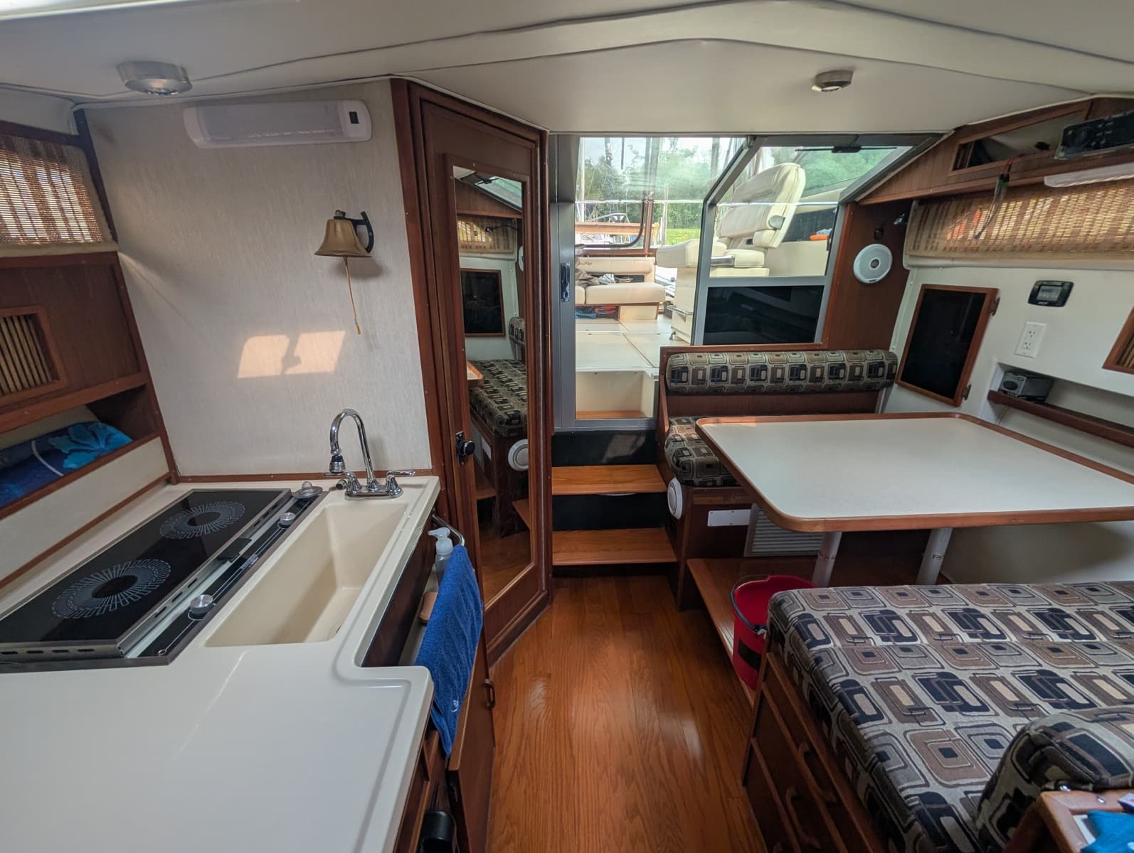 1986 Sea Ray 300 Weekender - Photo 39