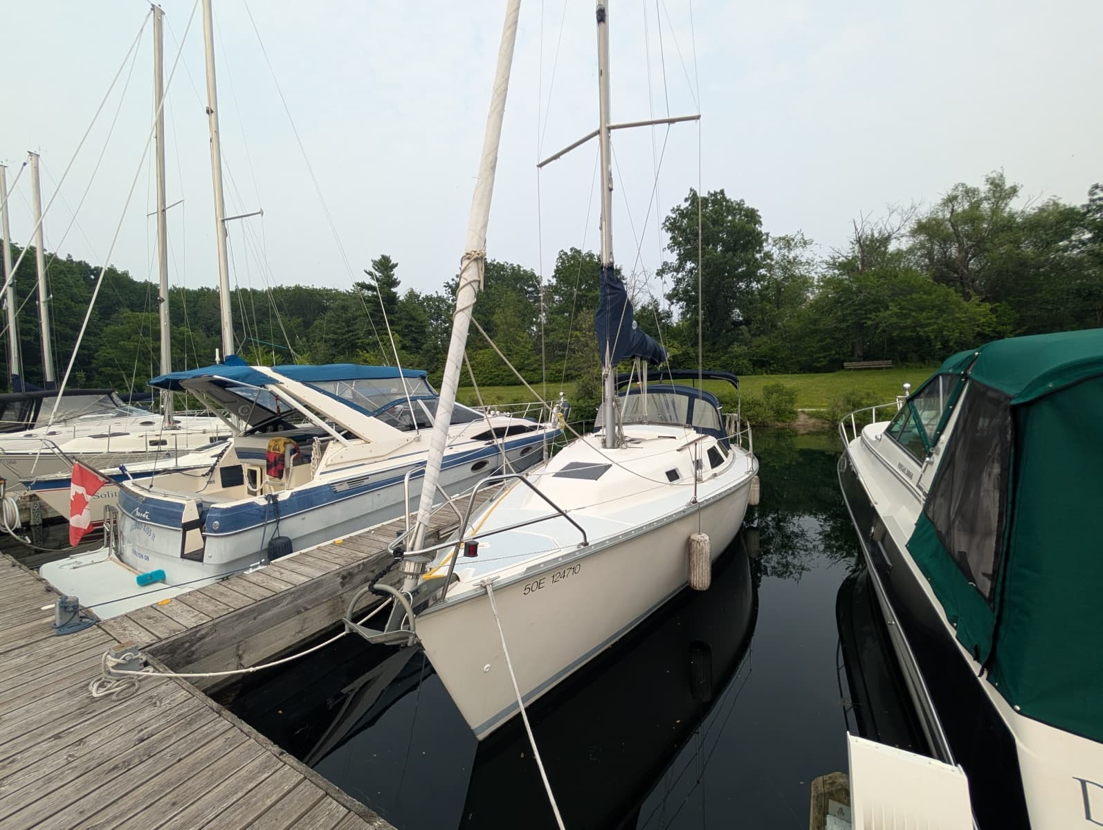 1990 Hunter 28 - Photo 2