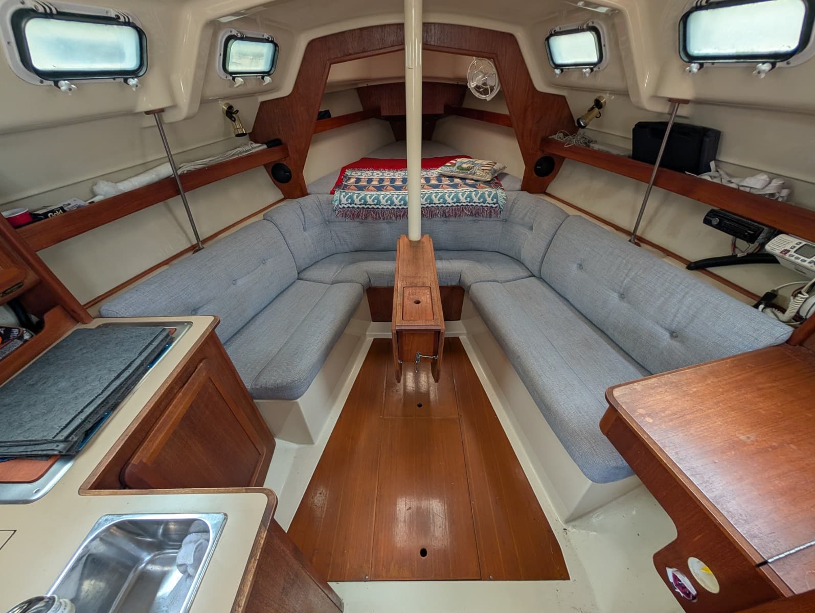 1990 Hunter 28 - Photo 21