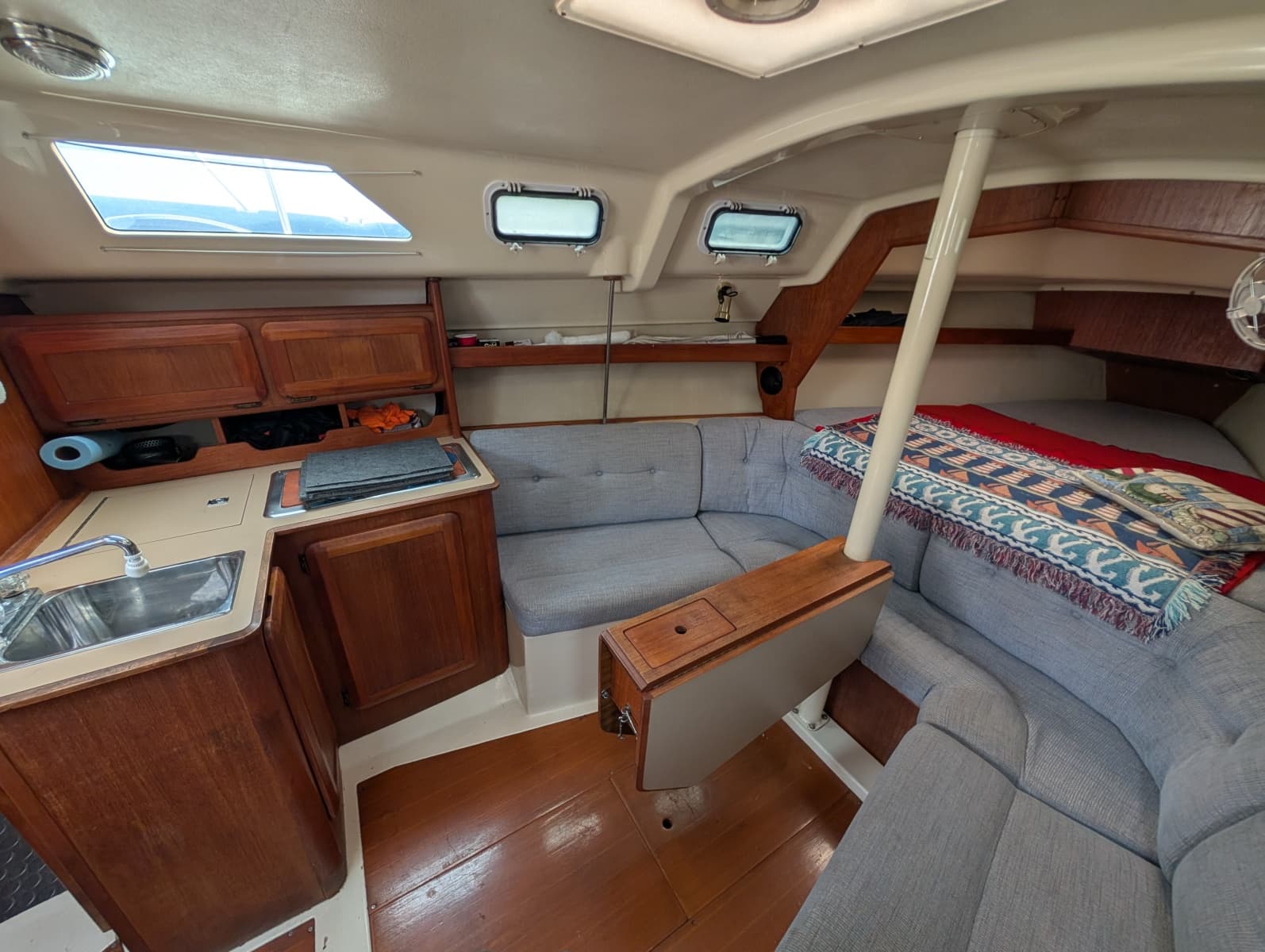 1990 Hunter 28 - Photo 25