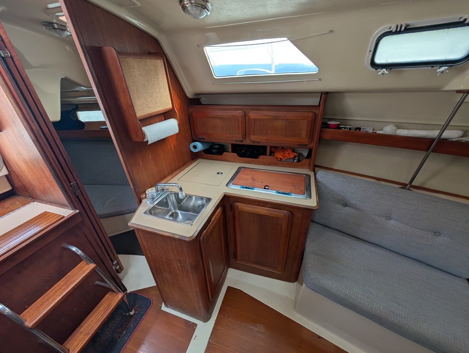 1990 Hunter 28 - Photo 28