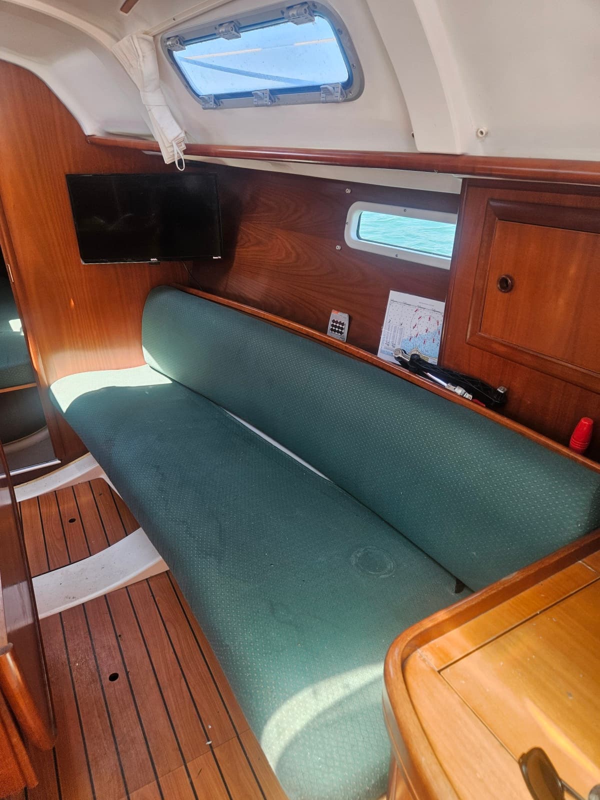 2003 Beneteau 311 - Photo 16