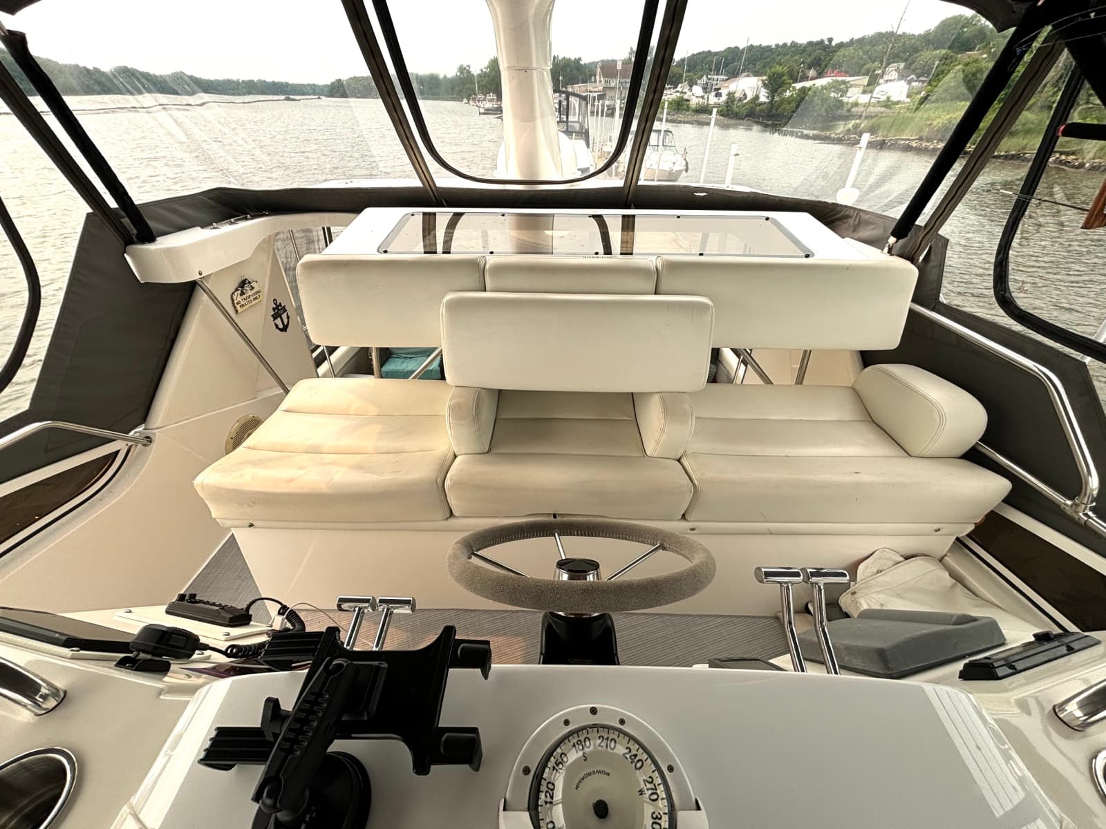 2000 Silverton 422 Motor Yacht - Photo 27