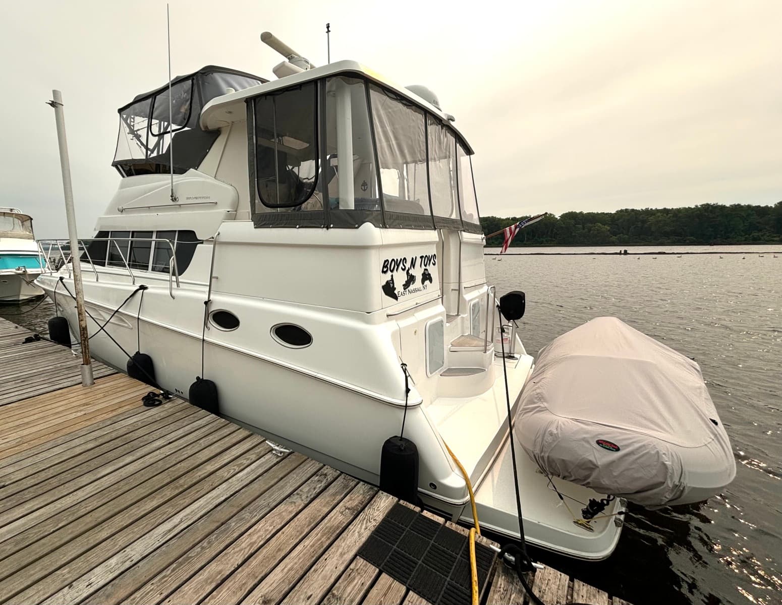 2000 Silverton 422 Motor Yacht - Photo 3