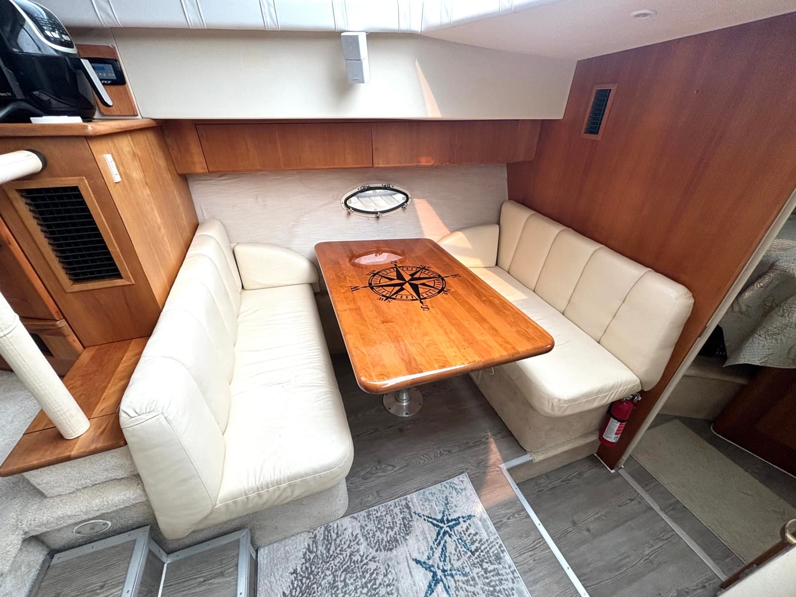 2000 Silverton 422 Motor Yacht - Photo 37
