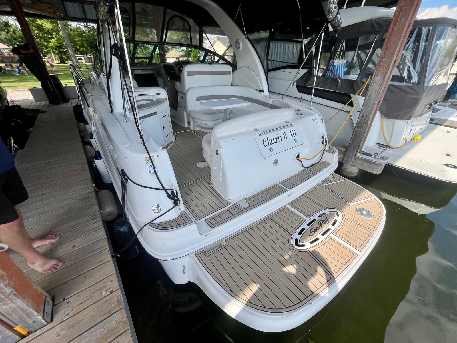 2003 Sea Ray 320 Sundancer - Photo 5