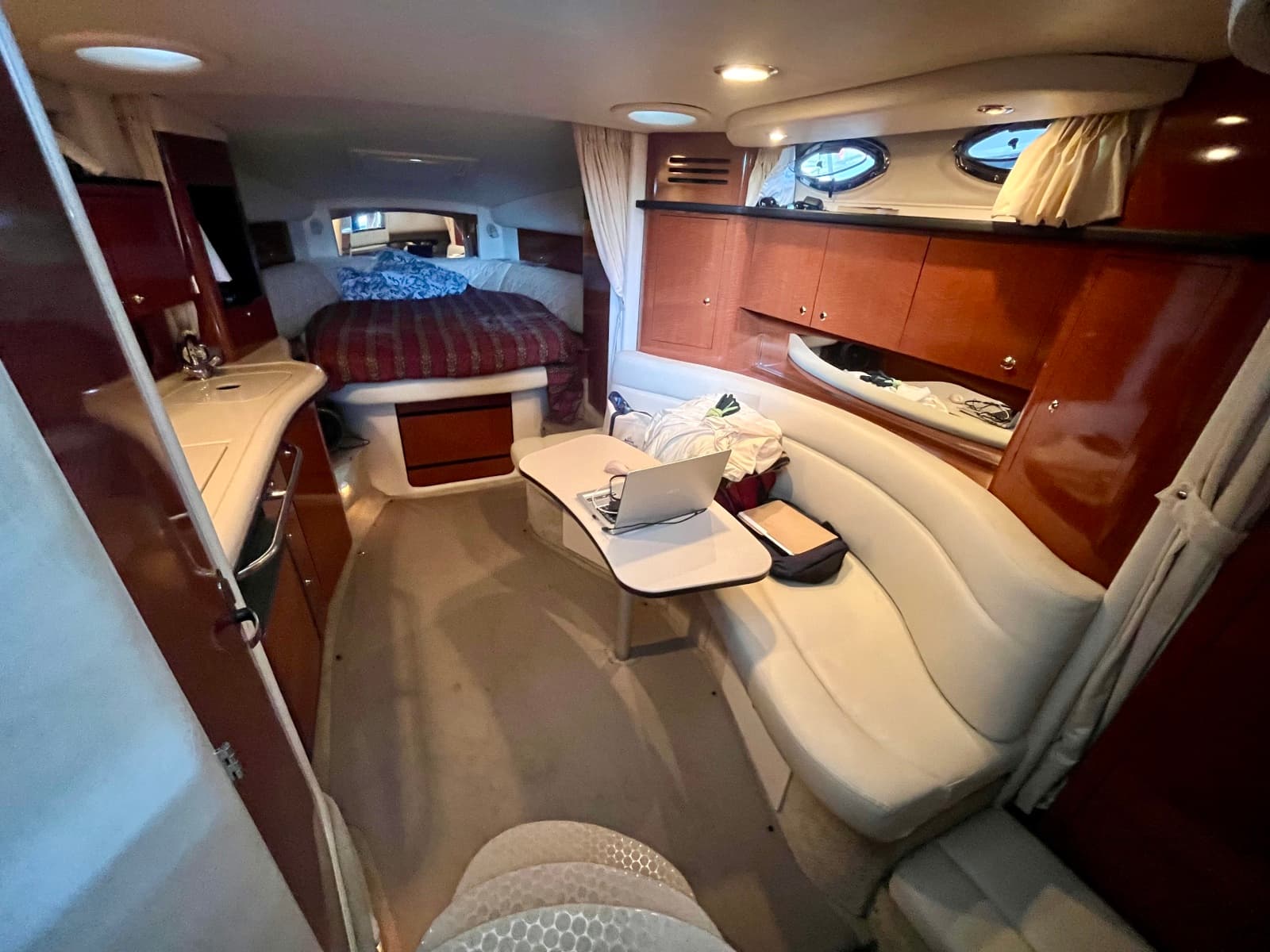 2003 Sea Ray 320 Sundancer - Photo 21