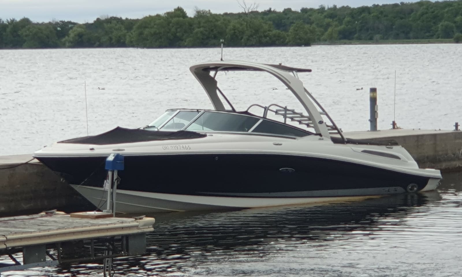 2010 Sea Ray SLX 250 - Photo 1