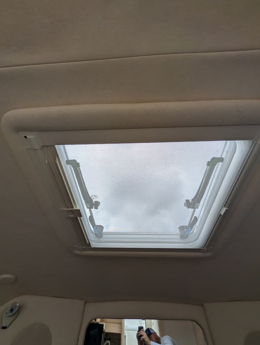 2002 Sea Ray 260 Sundancer - Photo 27