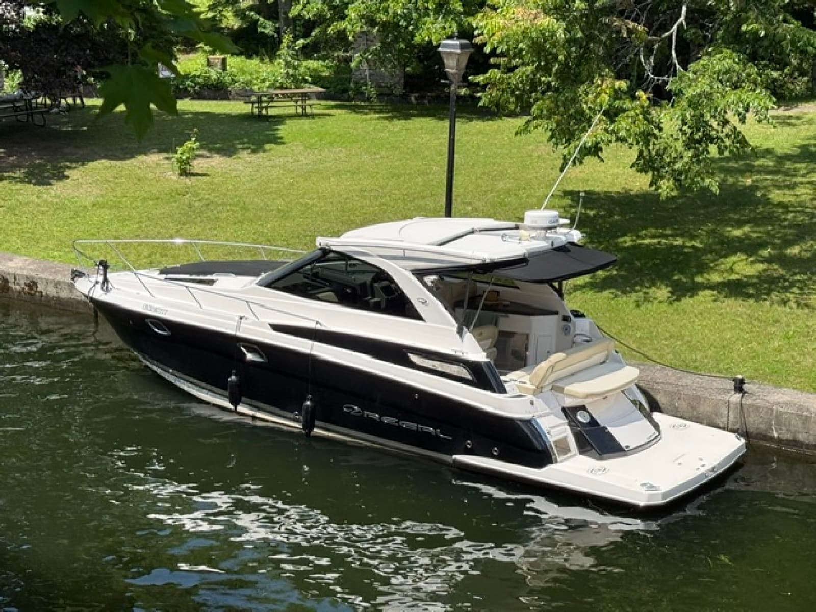 2012 Regal 35 SC Sport Coupe - Photo 1