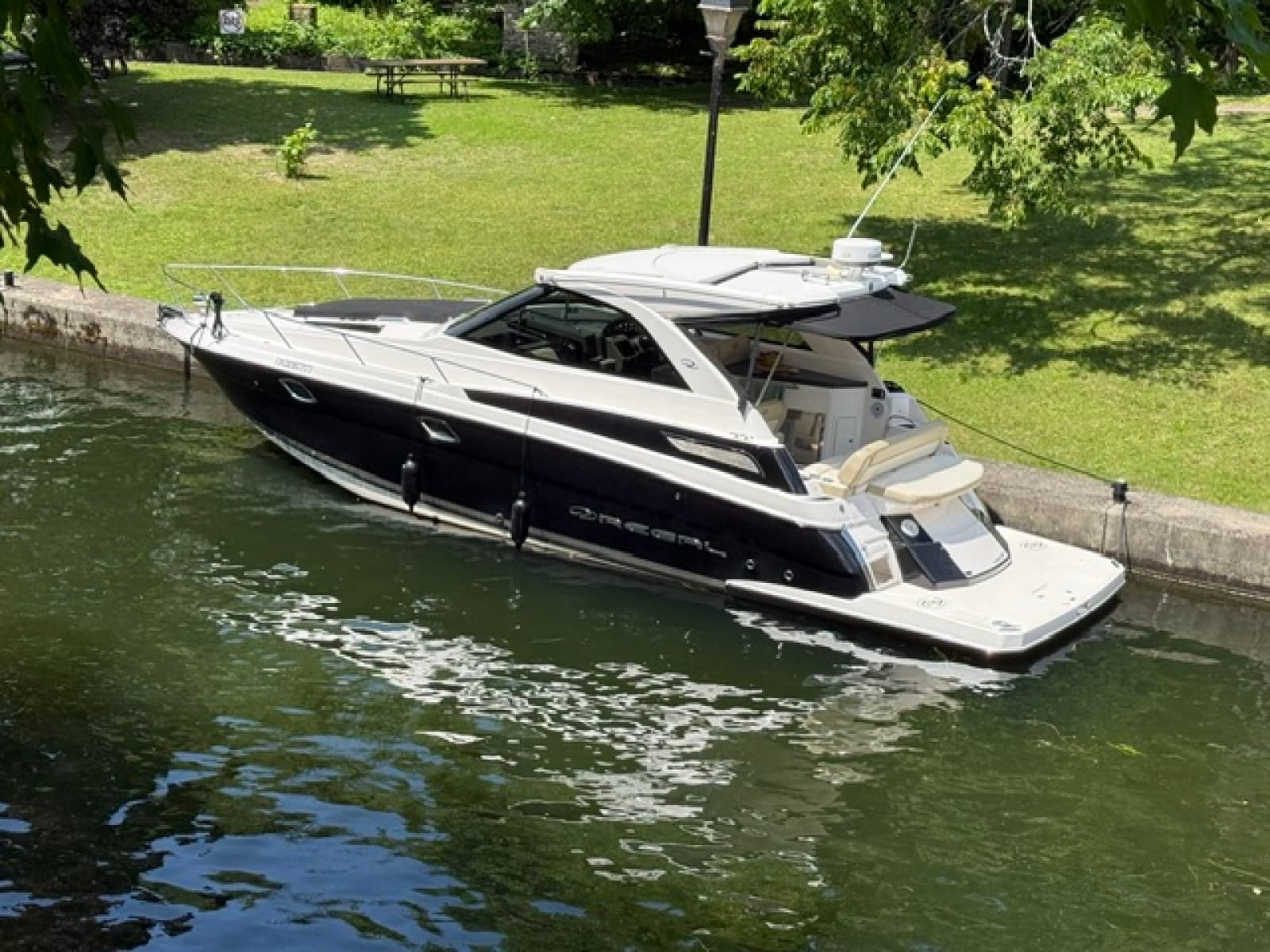 2012 Regal 35 SC Sport Coupe - Photo 5