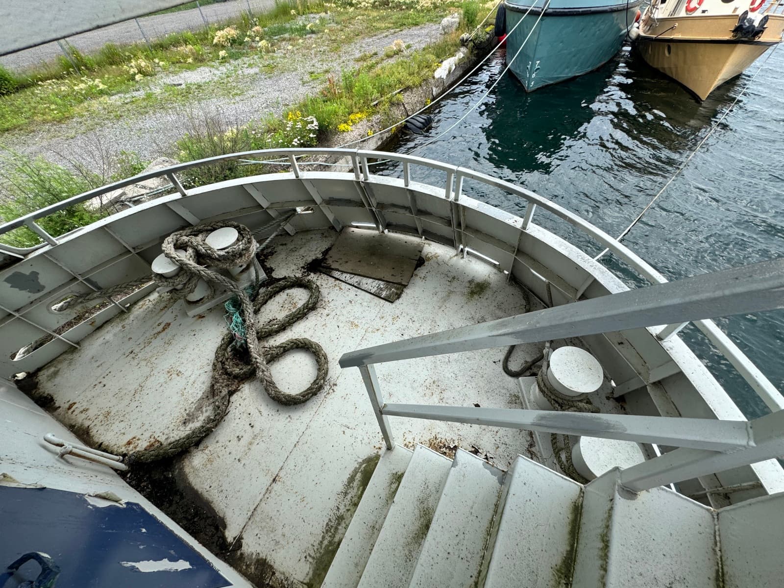 2001 Custom Borealis 84' Custom - Photo 6