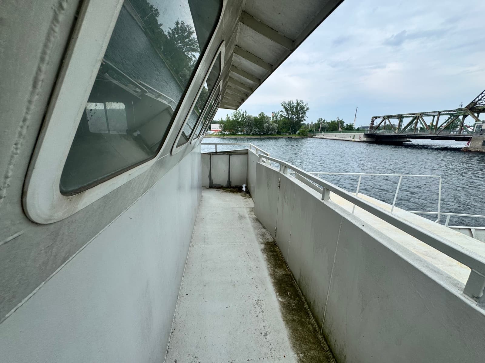 2001 Custom Borealis 84' Custom - Photo 42
