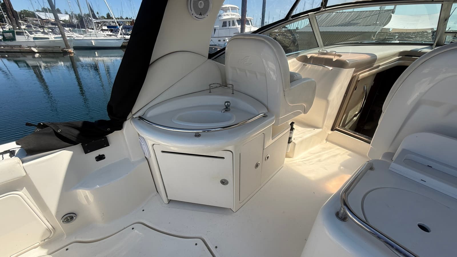 2005 Sea Ray 340 Sundancer - Photo 16